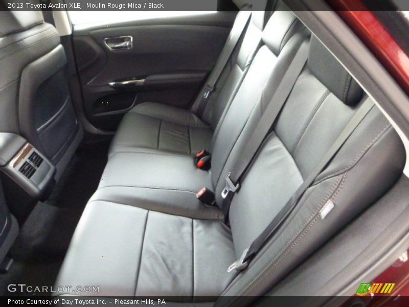 Moulin Rouge Mica / Black 2013 Toyota Avalon XLE