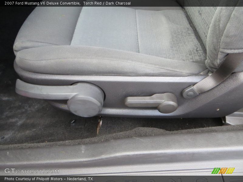 Torch Red / Dark Charcoal 2007 Ford Mustang V6 Deluxe Convertible
