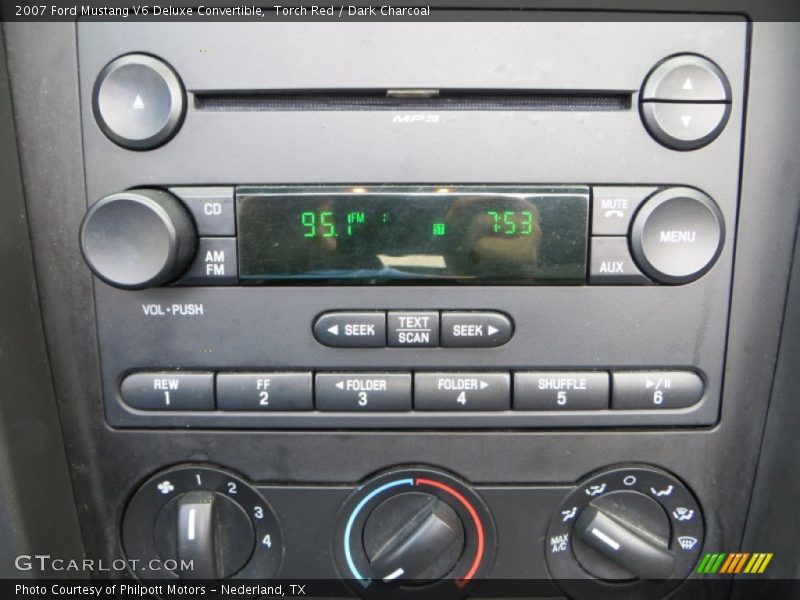 Audio System of 2007 Mustang V6 Deluxe Convertible