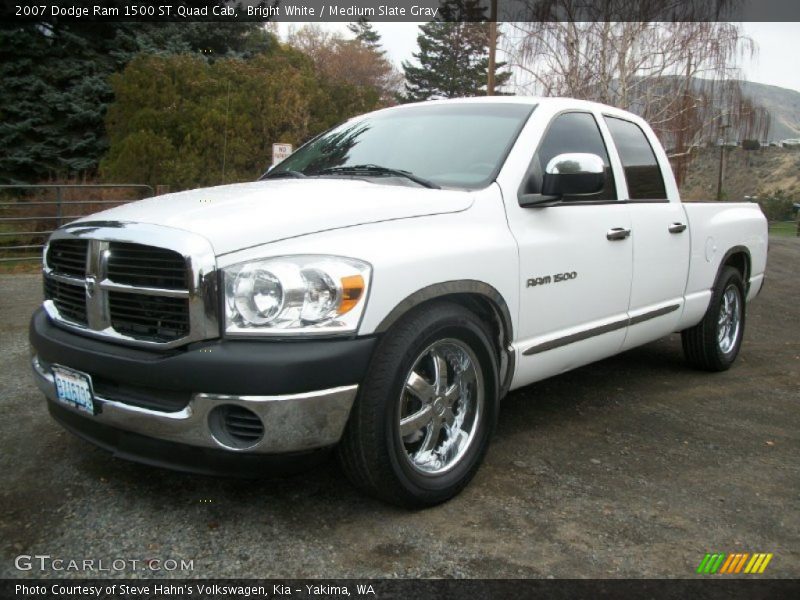 Bright White / Medium Slate Gray 2007 Dodge Ram 1500 ST Quad Cab