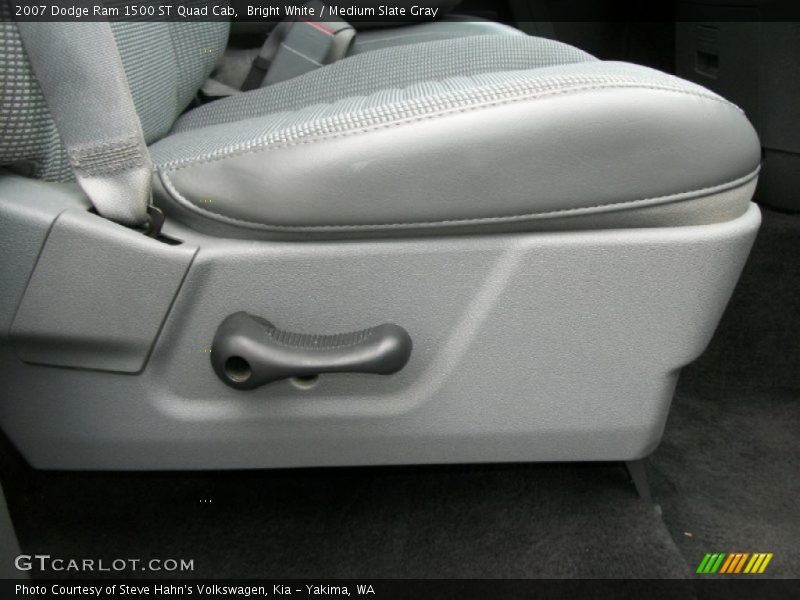 Bright White / Medium Slate Gray 2007 Dodge Ram 1500 ST Quad Cab