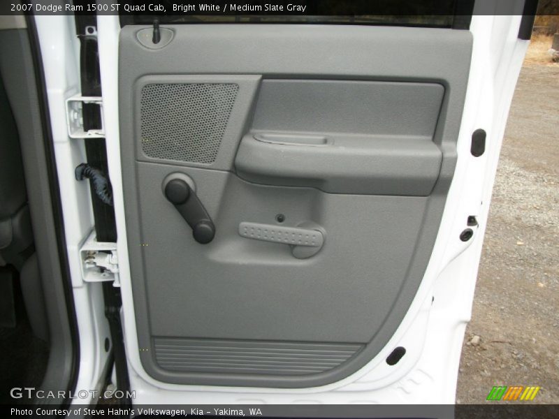 Bright White / Medium Slate Gray 2007 Dodge Ram 1500 ST Quad Cab