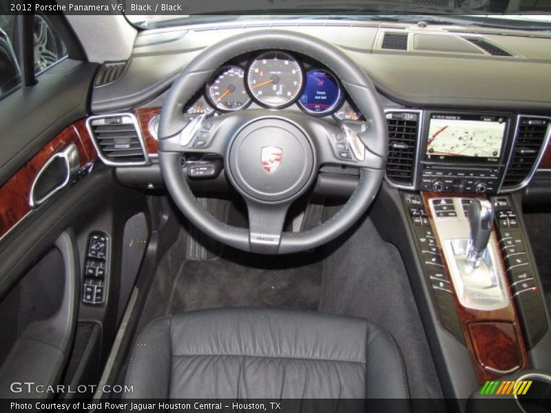 Dashboard of 2012 Panamera V6
