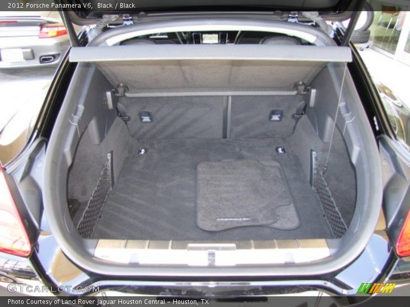  2012 Panamera V6 Trunk