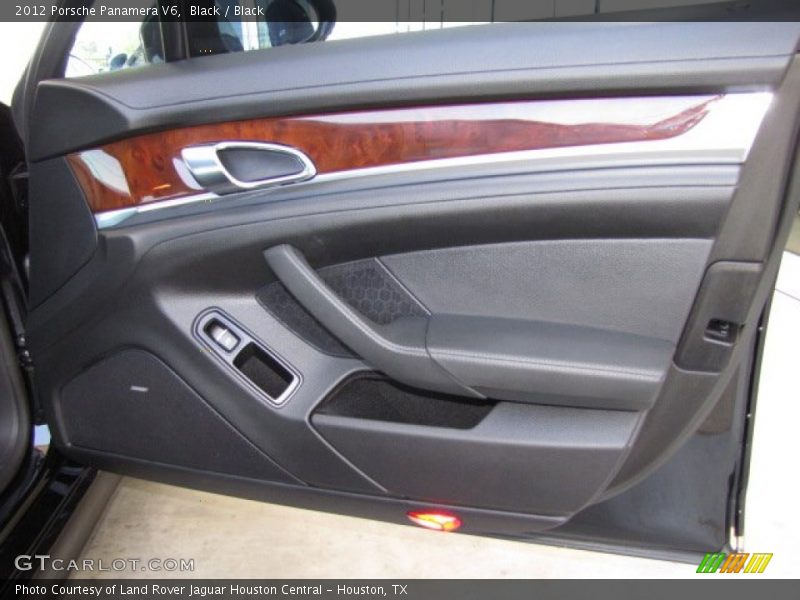 Door Panel of 2012 Panamera V6