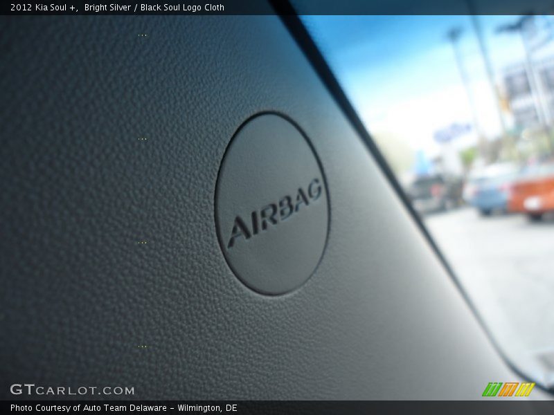 Bright Silver / Black Soul Logo Cloth 2012 Kia Soul +
