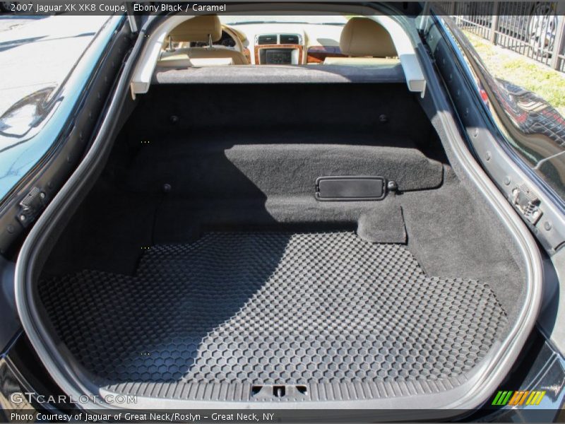  2007 XK XK8 Coupe Trunk