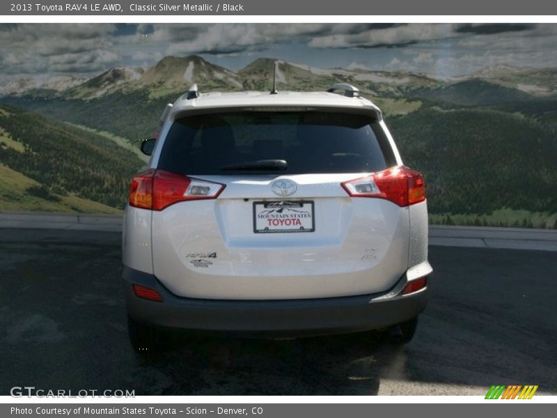 Classic Silver Metallic / Black 2013 Toyota RAV4 LE AWD