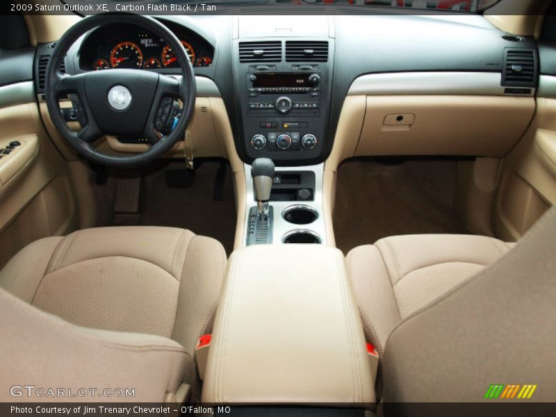 Carbon Flash Black / Tan 2009 Saturn Outlook XE