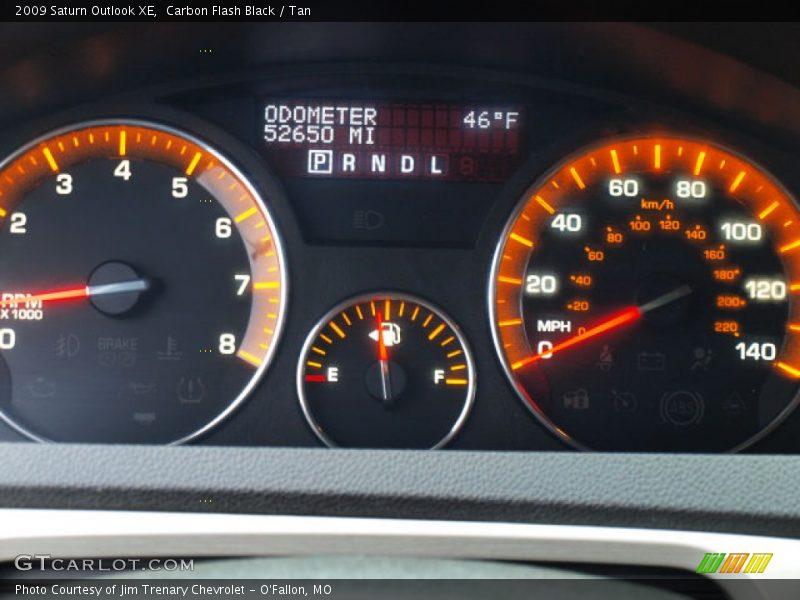 Carbon Flash Black / Tan 2009 Saturn Outlook XE