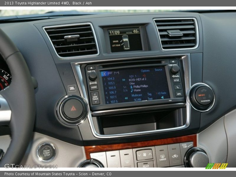 Black / Ash 2013 Toyota Highlander Limited 4WD