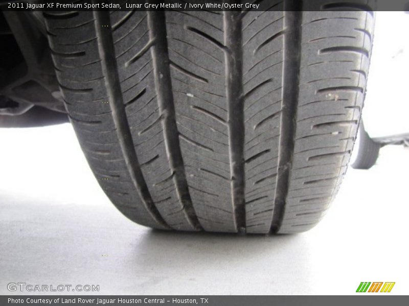 Lunar Grey Metallic / Ivory White/Oyster Grey 2011 Jaguar XF Premium Sport Sedan