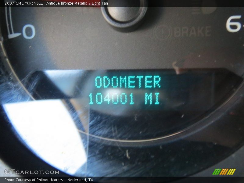 Antique Bronze Metallic / Light Tan 2007 GMC Yukon SLE
