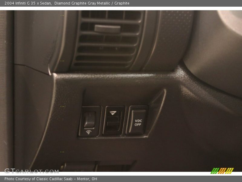 Diamond Graphite Gray Metallic / Graphite 2004 Infiniti G 35 x Sedan