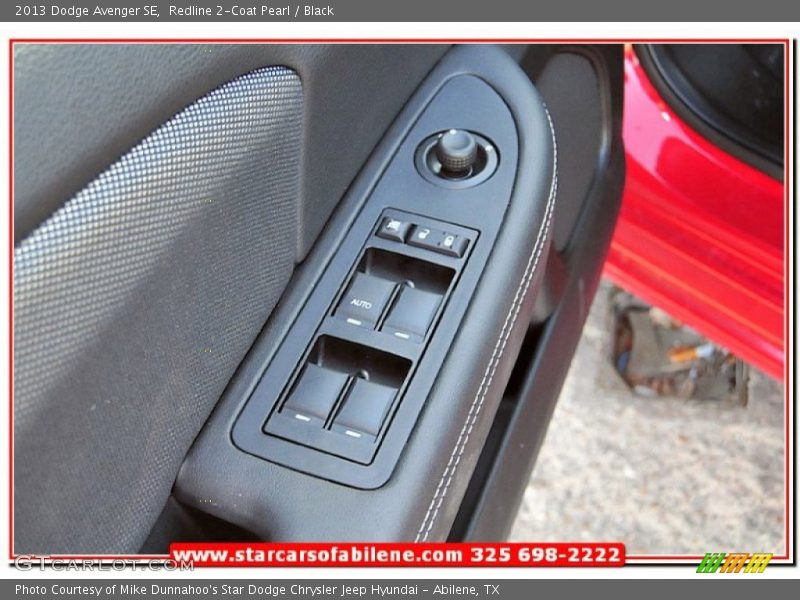 Redline 2-Coat Pearl / Black 2013 Dodge Avenger SE