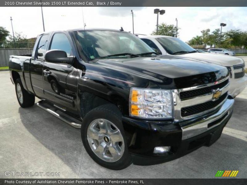 Front 3/4 View of 2010 Silverado 1500 LT Extended Cab