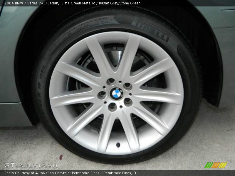  2004 7 Series 745i Sedan Wheel