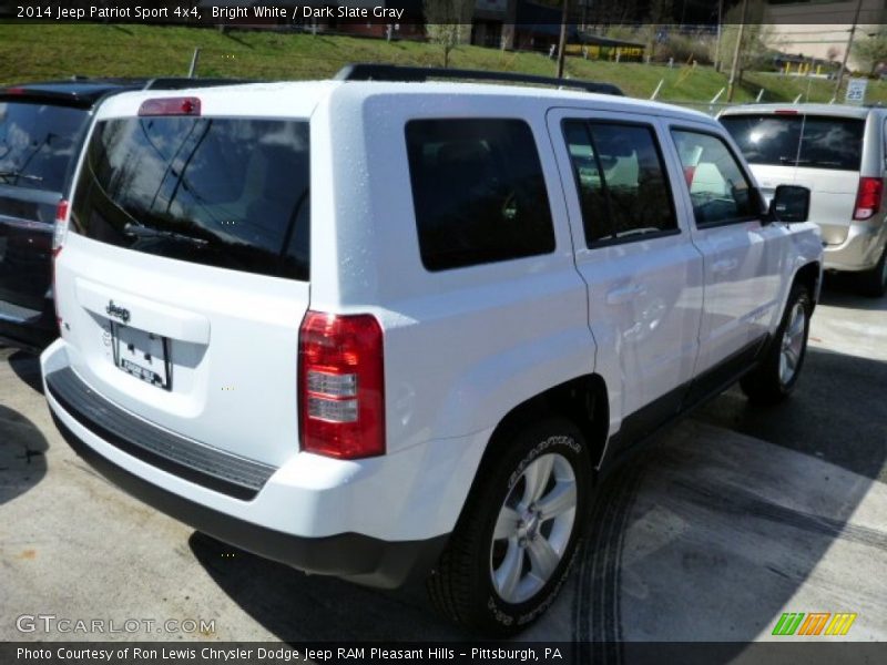 Bright White / Dark Slate Gray 2014 Jeep Patriot Sport 4x4