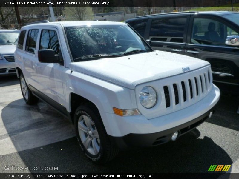 Bright White / Dark Slate Gray 2014 Jeep Patriot Sport 4x4