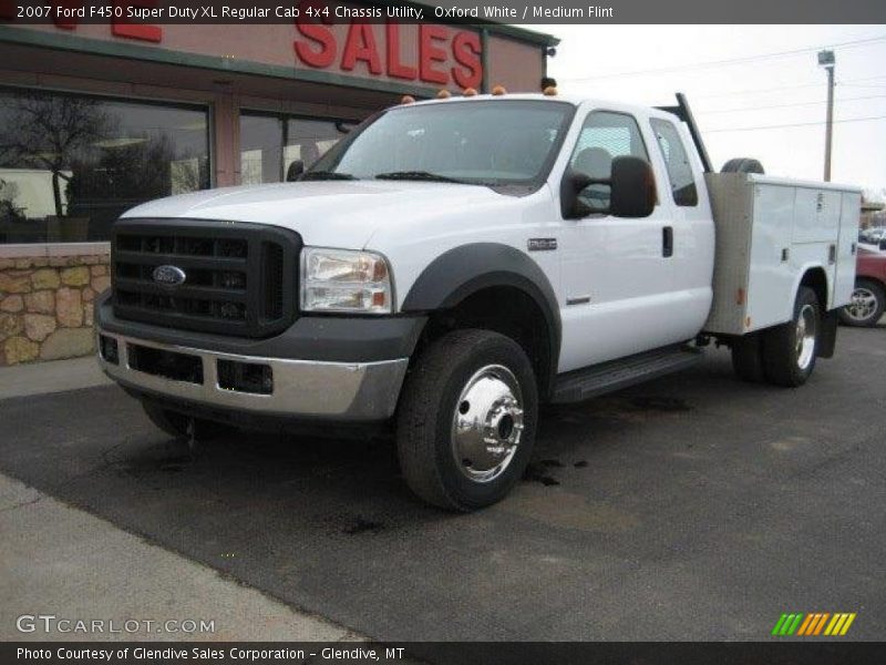 Oxford White / Medium Flint 2007 Ford F450 Super Duty XL Regular Cab 4x4 Chassis Utility