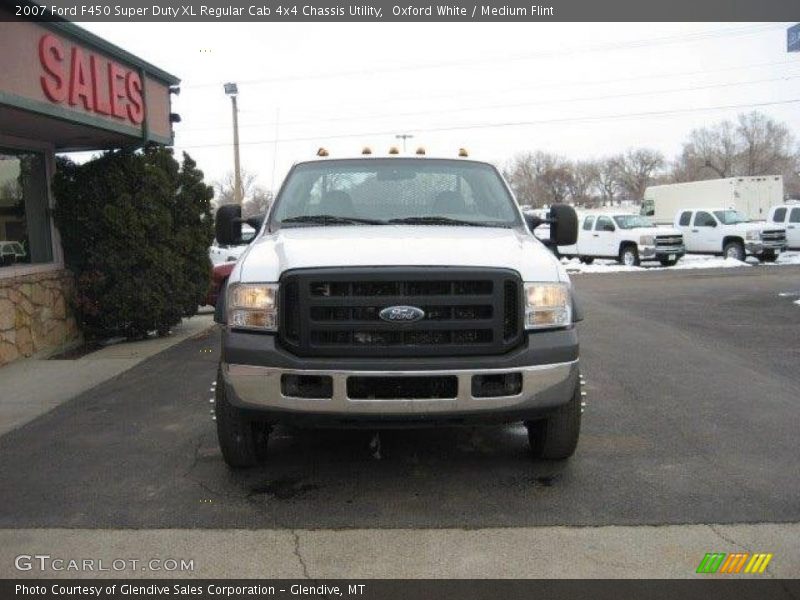 Oxford White / Medium Flint 2007 Ford F450 Super Duty XL Regular Cab 4x4 Chassis Utility