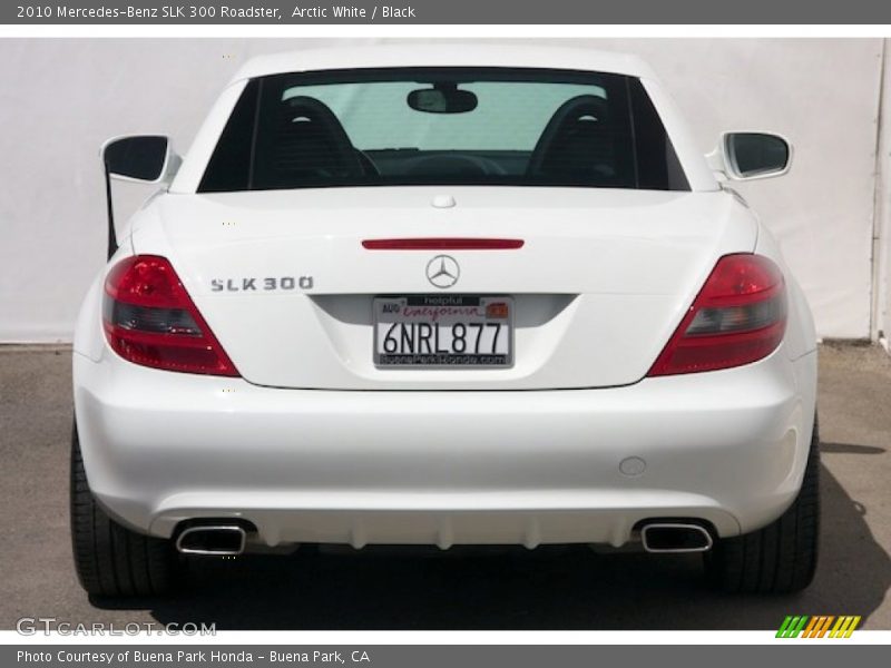 Arctic White / Black 2010 Mercedes-Benz SLK 300 Roadster
