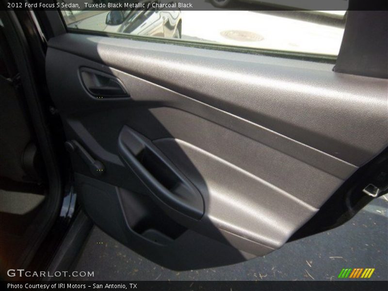 Tuxedo Black Metallic / Charcoal Black 2012 Ford Focus S Sedan