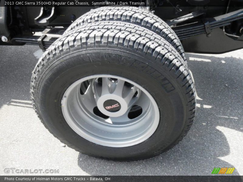 Summit White / Dark Titanium 2013 GMC Sierra 3500HD Regular Cab Chassis