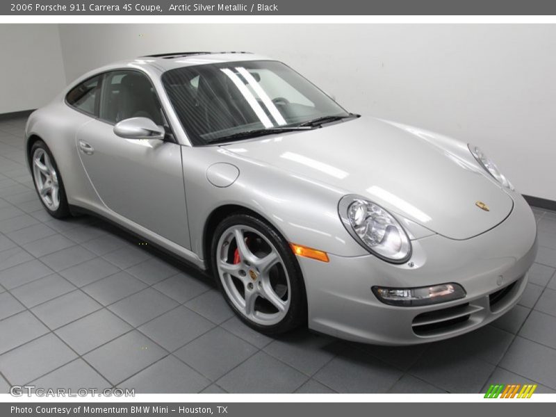 Front 3/4 View of 2006 911 Carrera 4S Coupe