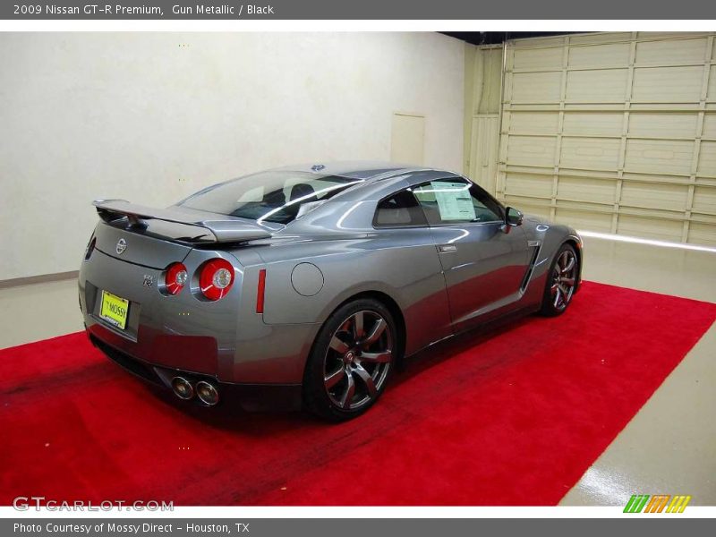 Gun Metallic / Black 2009 Nissan GT-R Premium