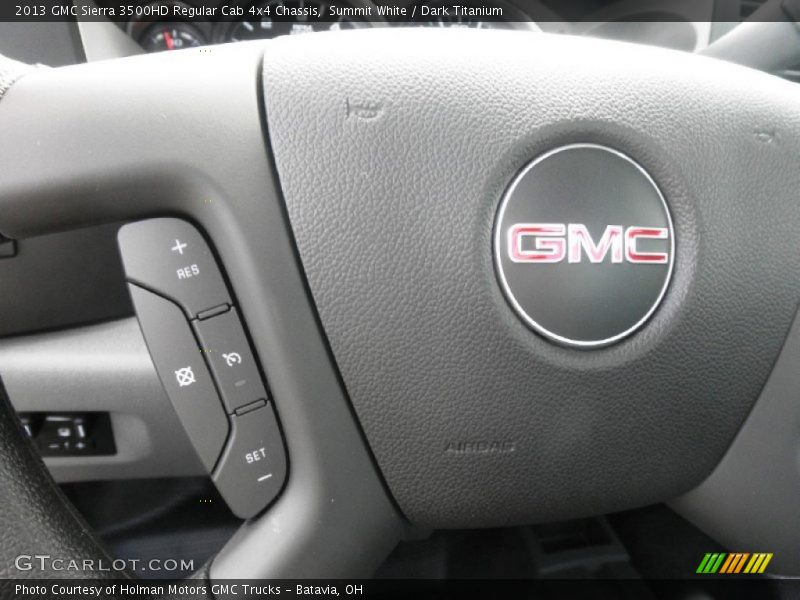 Summit White / Dark Titanium 2013 GMC Sierra 3500HD Regular Cab 4x4 Chassis