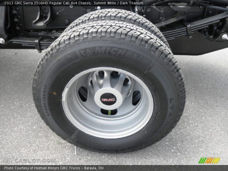 Summit White / Dark Titanium 2013 GMC Sierra 3500HD Regular Cab 4x4 Chassis