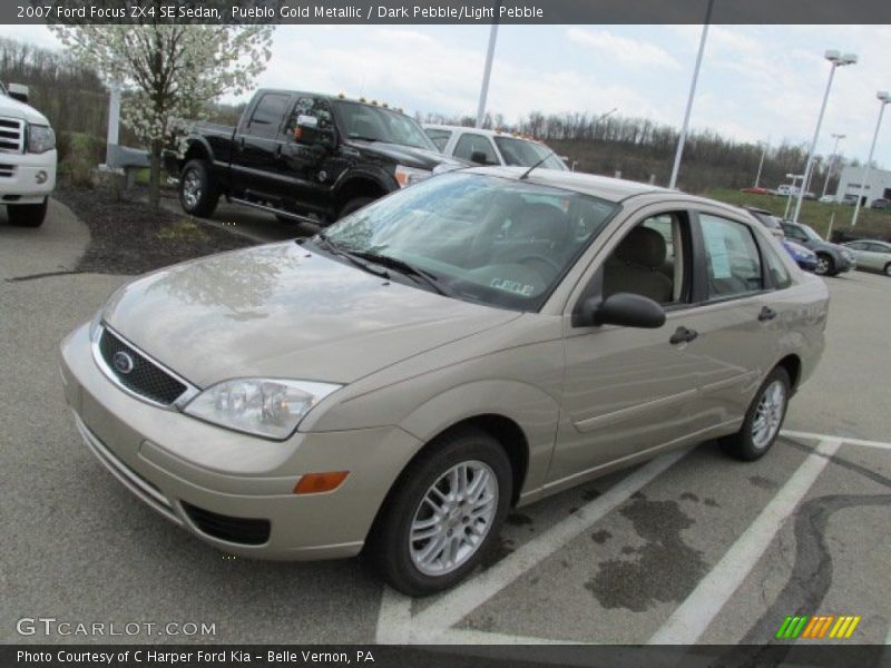 Pueblo Gold Metallic / Dark Pebble/Light Pebble 2007 Ford Focus ZX4 SE Sedan