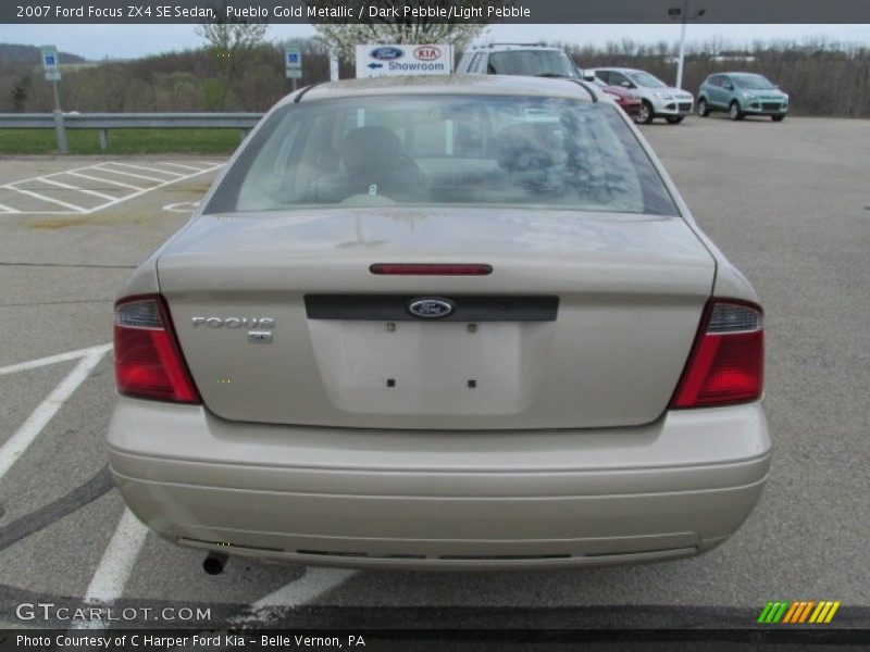 Pueblo Gold Metallic / Dark Pebble/Light Pebble 2007 Ford Focus ZX4 SE Sedan
