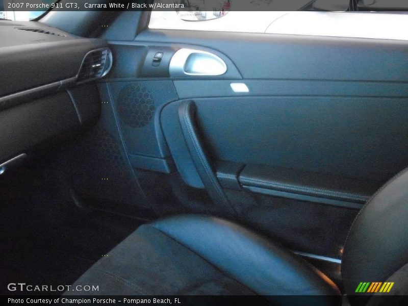 Carrara White / Black w/Alcantara 2007 Porsche 911 GT3