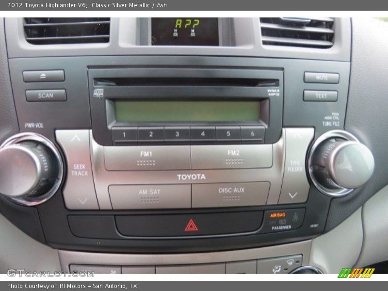 Classic Silver Metallic / Ash 2012 Toyota Highlander V6