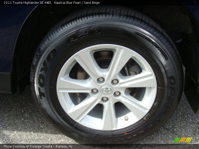 Nautical Blue Pearl / Sand Beige 2011 Toyota Highlander SE 4WD