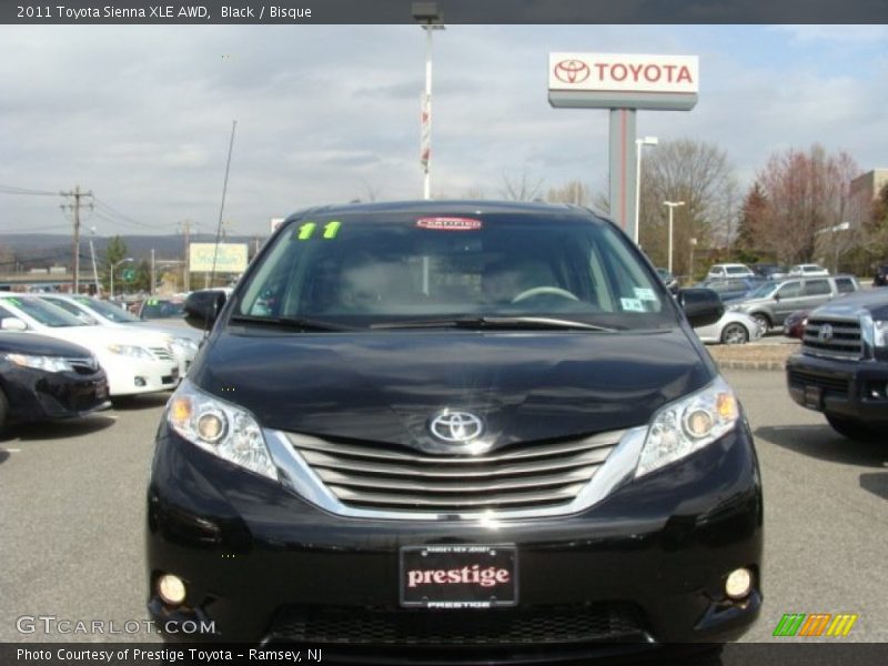 Black / Bisque 2011 Toyota Sienna XLE AWD