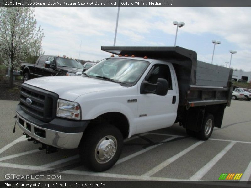 Oxford White / Medium Flint 2006 Ford F350 Super Duty XL Regular Cab 4x4 Dump Truck