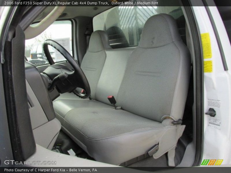 Oxford White / Medium Flint 2006 Ford F350 Super Duty XL Regular Cab 4x4 Dump Truck