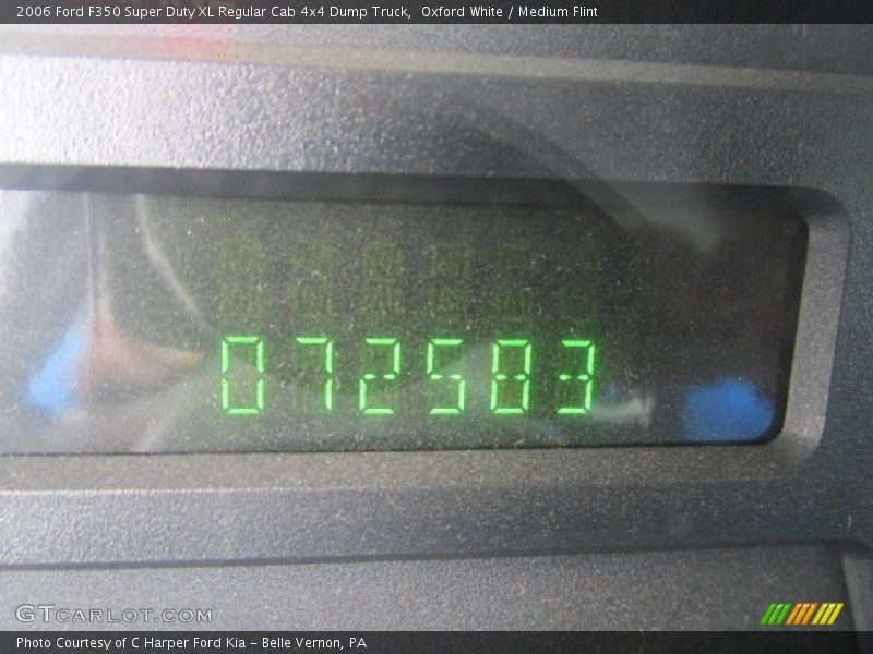Oxford White / Medium Flint 2006 Ford F350 Super Duty XL Regular Cab 4x4 Dump Truck