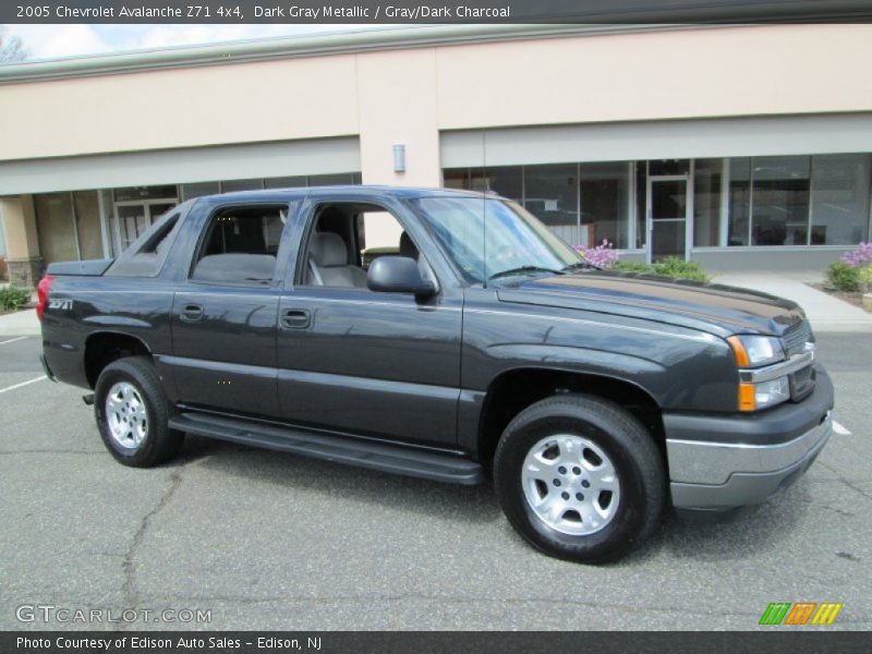 Dark Gray Metallic / Gray/Dark Charcoal 2005 Chevrolet Avalanche Z71 4x4
