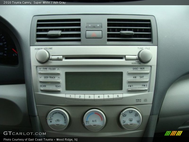 Super White / Ash Gray 2010 Toyota Camry