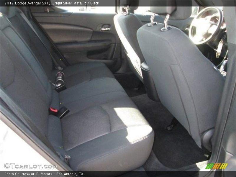 Bright Silver Metallic / Black 2012 Dodge Avenger SXT