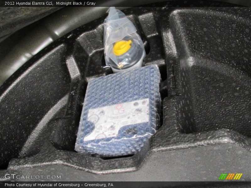 Midnight Black / Gray 2012 Hyundai Elantra GLS