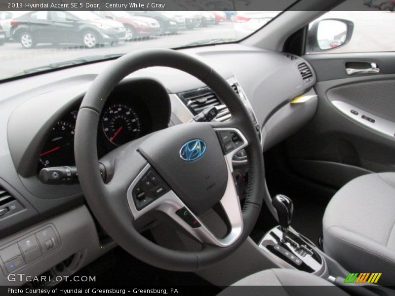 Dashboard of 2013 Accent SE 5 Door