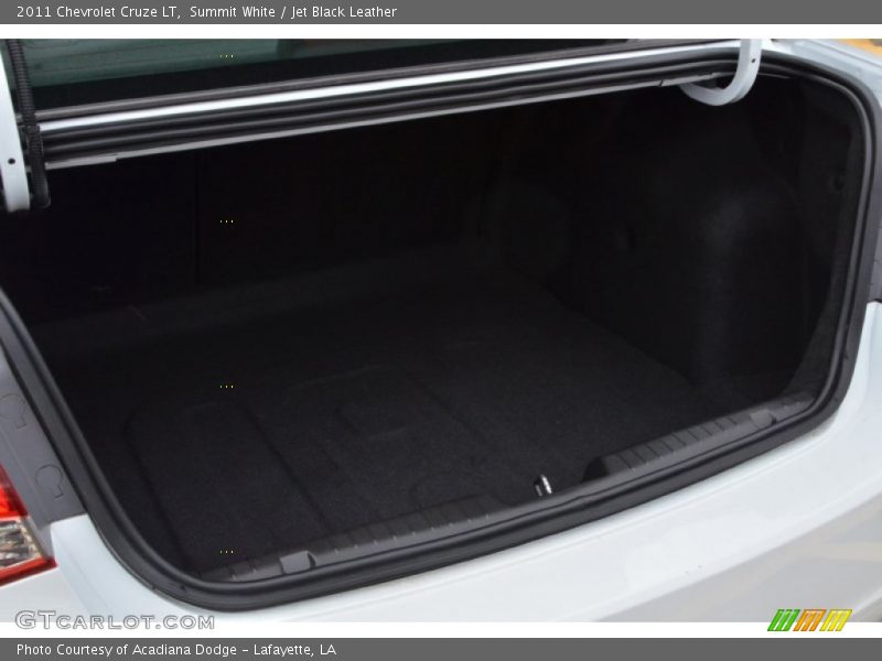 Summit White / Jet Black Leather 2011 Chevrolet Cruze LT