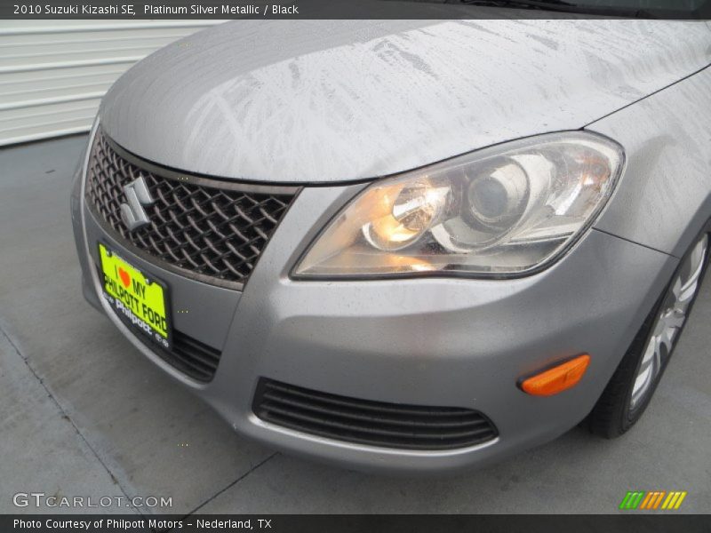 Platinum Silver Metallic / Black 2010 Suzuki Kizashi SE