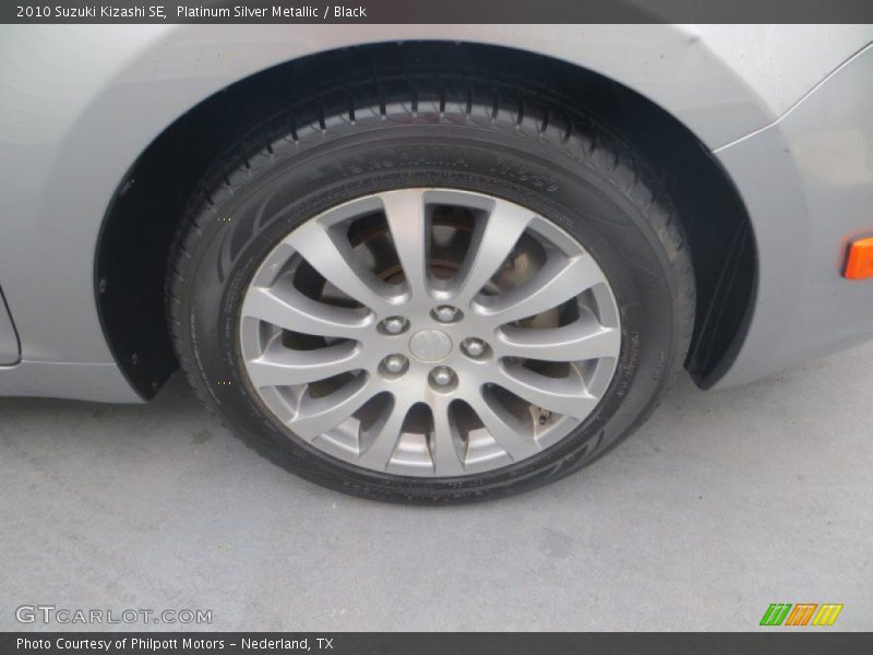 Platinum Silver Metallic / Black 2010 Suzuki Kizashi SE