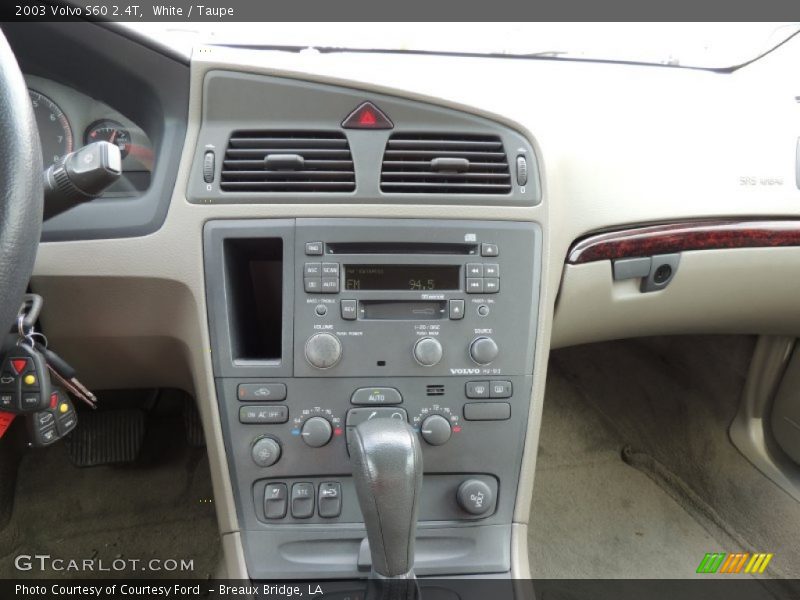 Controls of 2003 S60 2.4T